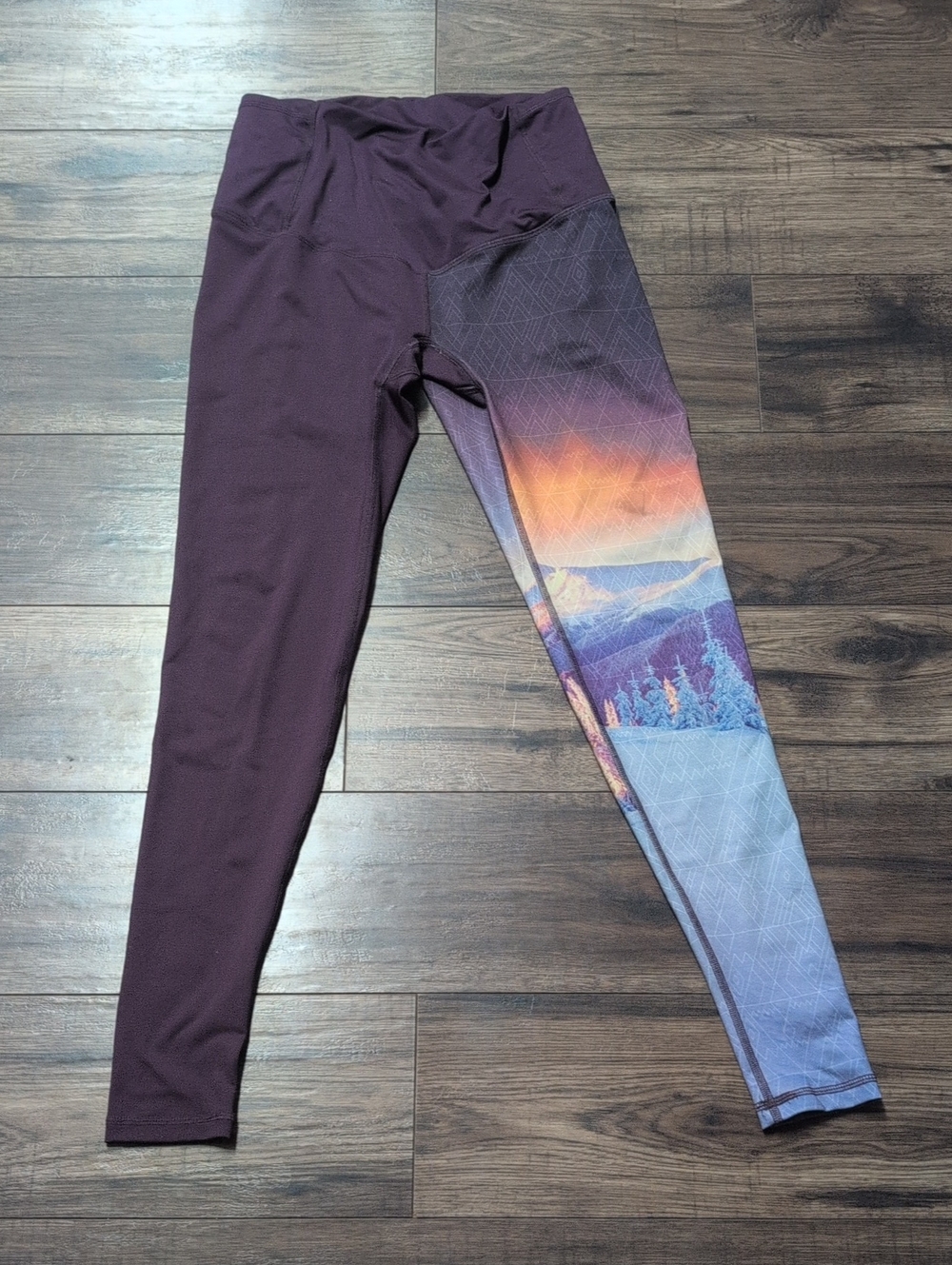 Bewildher Alpine Glow Run Wild Tights